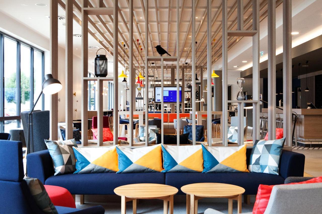 Holiday Inn Express & Suites - Basel - Allschwil By Ihg Extérieur photo