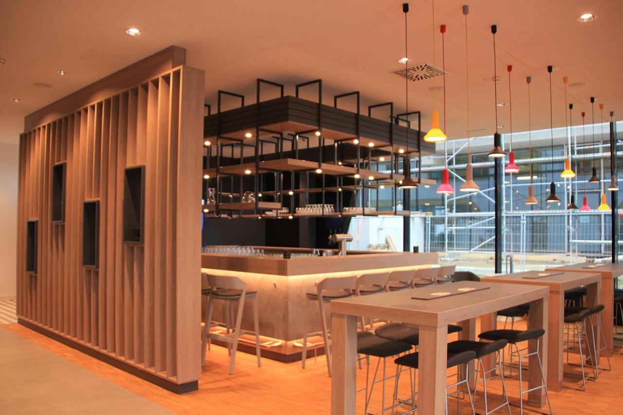 Holiday Inn Express & Suites - Basel - Allschwil By Ihg Extérieur photo
