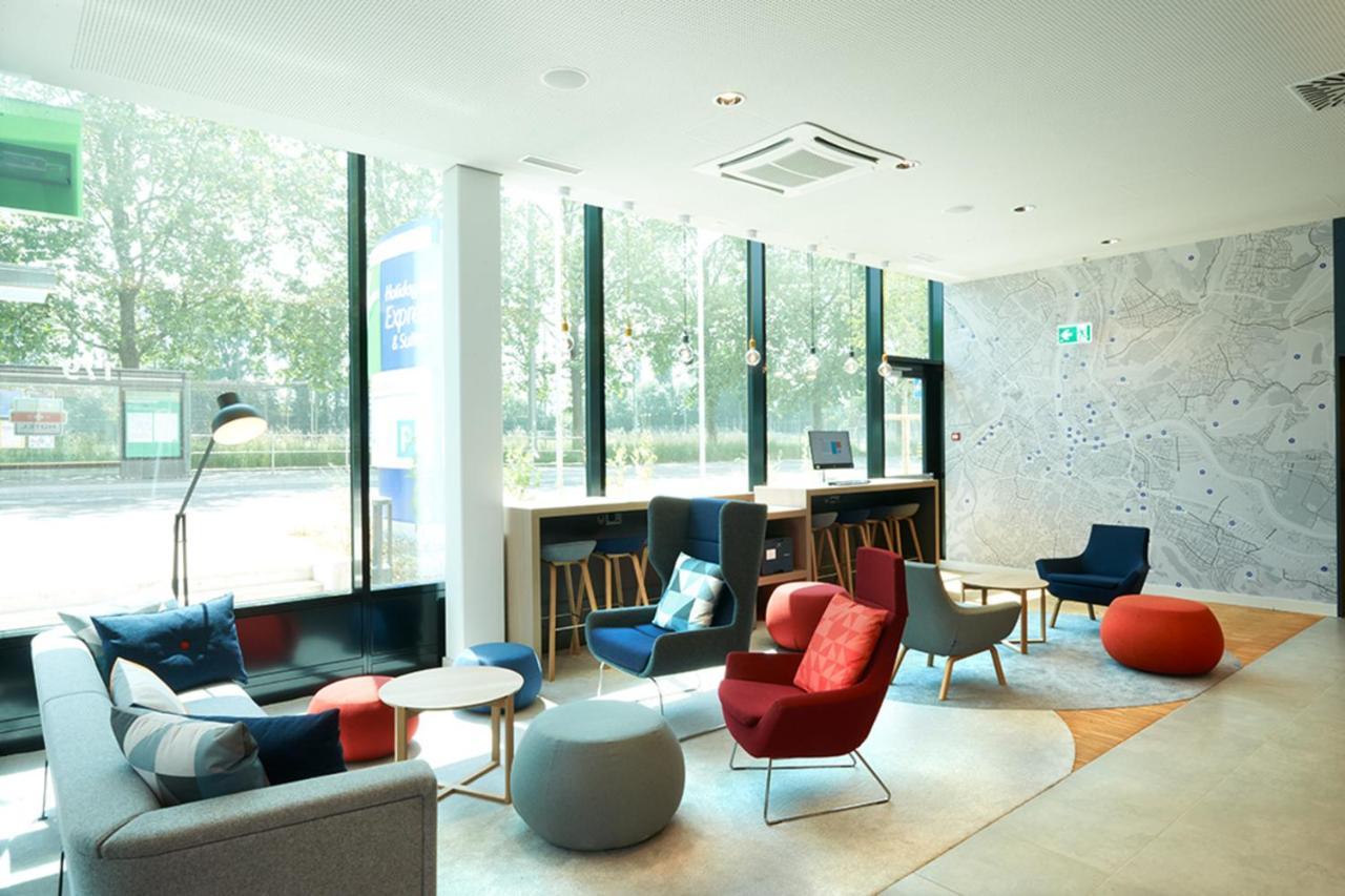 Holiday Inn Express & Suites - Basel - Allschwil By Ihg Extérieur photo