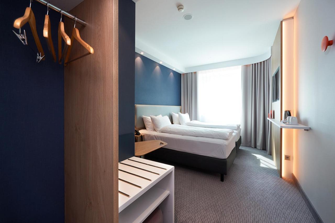 Holiday Inn Express & Suites - Basel - Allschwil By Ihg Extérieur photo